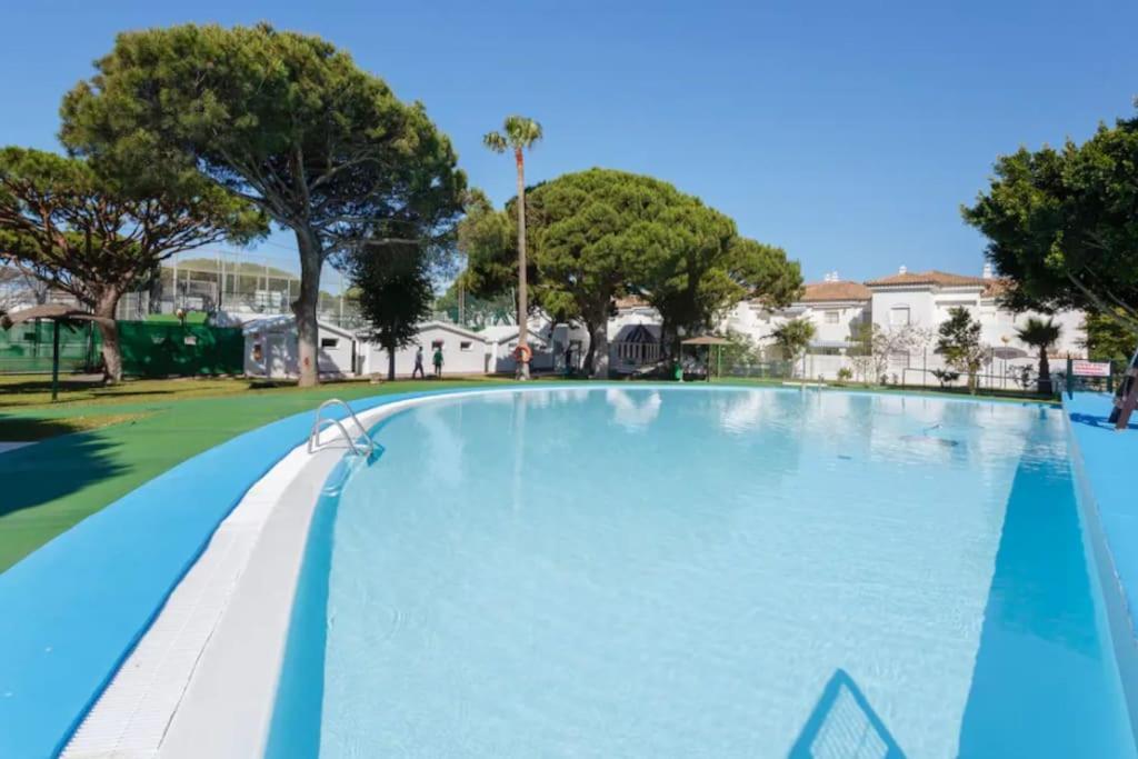 Amplio Apartamento En La Barrosa 诺沃桑克蒂佩特里 外观 照片